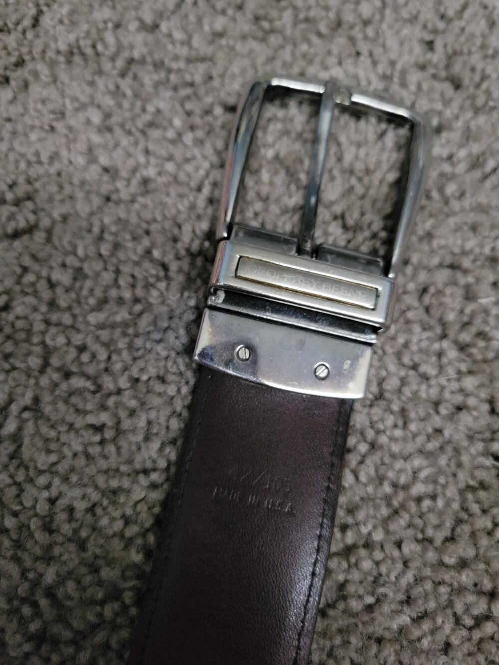 Geoffrey Beene Mens Belt 42 Redish Brown Genuine Leather Buckle